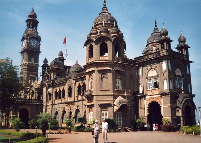 bild des maharaja palace in kolhapur, maharashtra, mit christian d'cruz